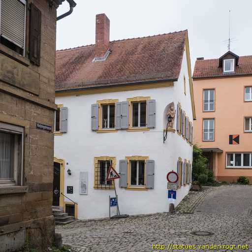 Ochsenfurt /  Hausmadonna