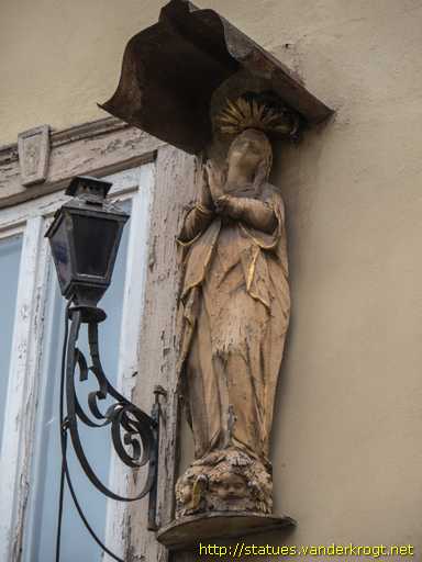 Ochsenfurt /  Hausmadonna