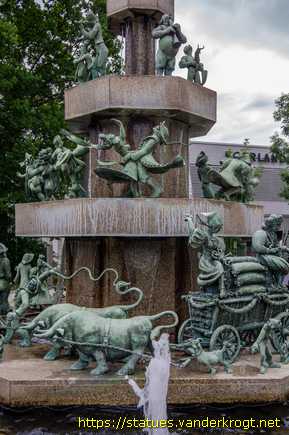 Marktredwitz /  Egerlandbrunnen - Chebská Kašna