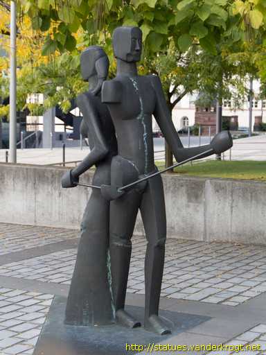 Darmstadt /  Mann und Frau