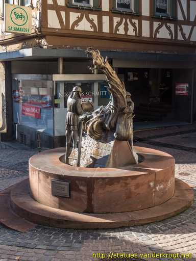 Bad Camberg /  Feuerwehrbrunnen