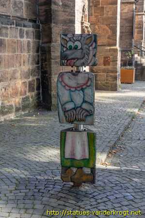 Marburg /  Rotkäppchen, Großmutter und der Wolf