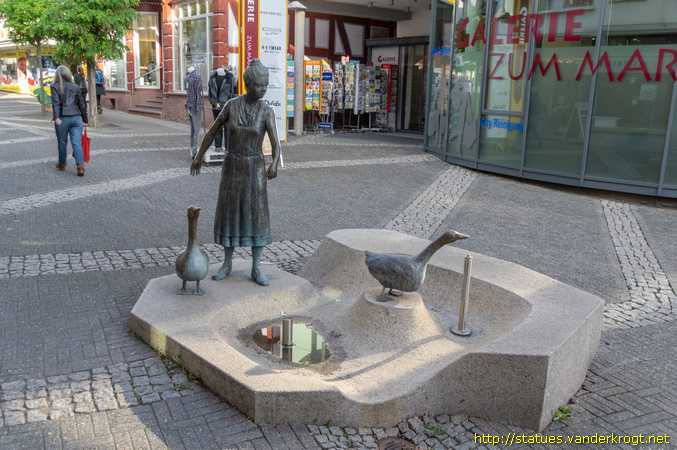 Kirchhain /  Wassergänsebrunnen