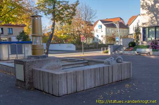 Bad Arolsen /  Brunnen 10 Jahre Städtepartnerschaft Bad Arolsen - Heusden-Zolder