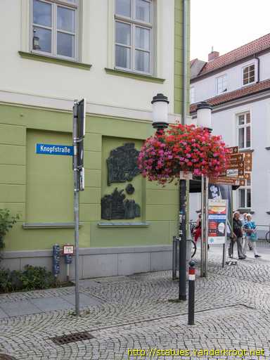 Greifswald /  Reliefs