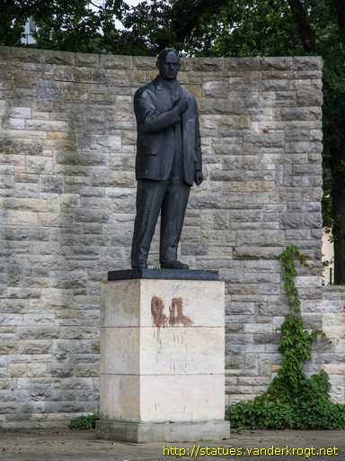 Stralsund /  Ernst Thälmann