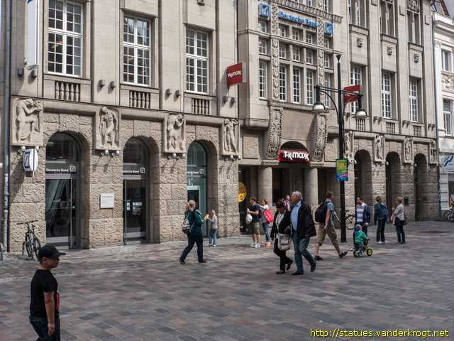 Rostock /  Fassadenreliefs
