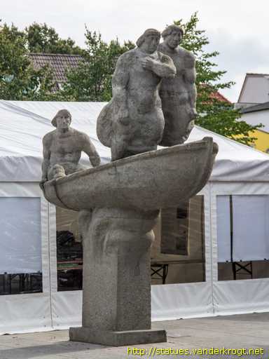 Warnemünde /  Lotsenehrung