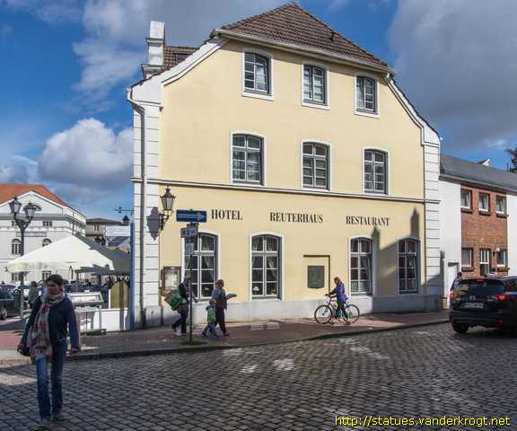Wismar /  Fritz Reuter und Carl Hinstorff