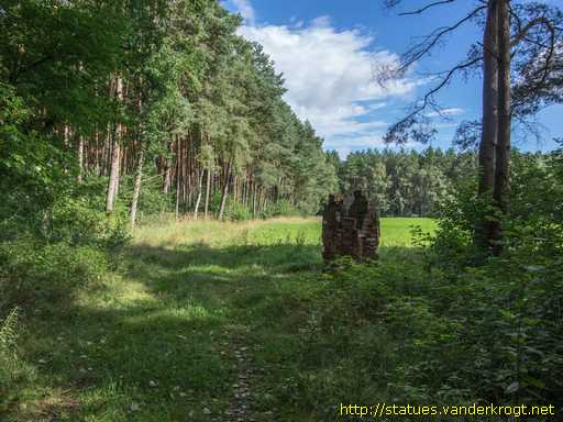 Groß Laasch /  Klinkerfiguren