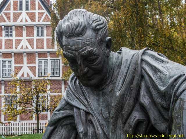 Steinkirchen /  Priester Heinrich