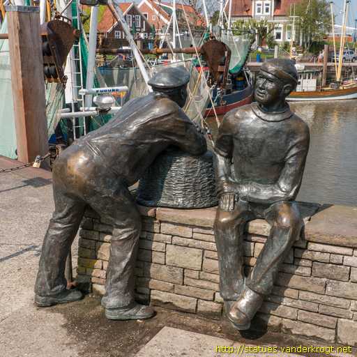 Neuharlingersiel /  Alt- und Jungfischer