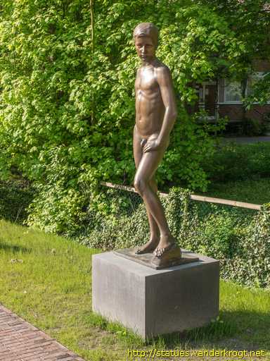 Aurich /  Nackter Jüngling