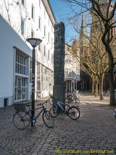 Oldenburg /  Menschensäule