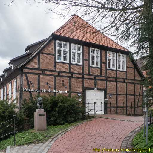 Harsefeld /  Friedrich Huth (Büste)