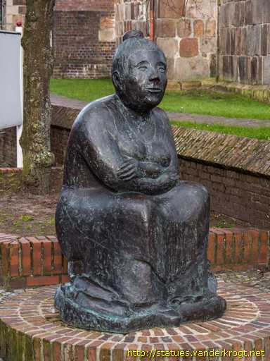 Westerstede /  Die Marktfrau 'Oma Apen'