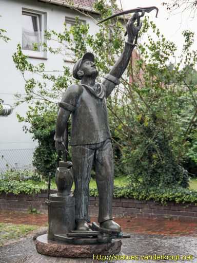 Sulingen /  Der Sensenschmied