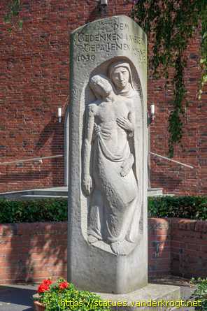 Fehndorf /  Kriegerdenkmal 1939-45
