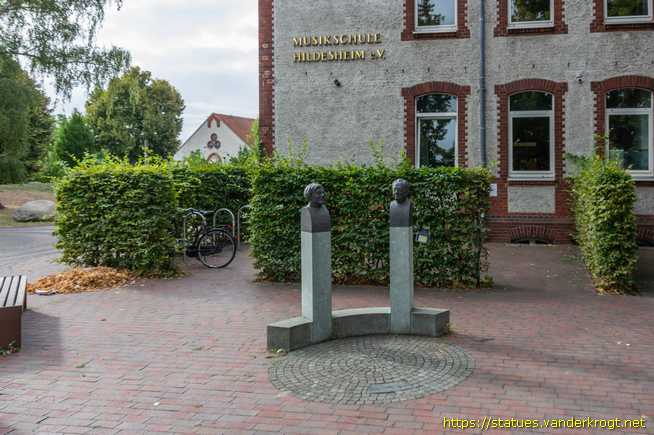 Hildesheim /  Ilse-Maria und Gerhard Leester