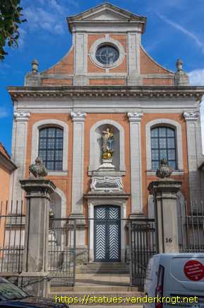 Hildesheim /  Heiligenstatuen an der Seminarkirche
