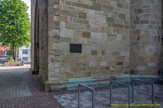 Melle /  Gedenktafel an die Vertreibung aus Ullersdorf