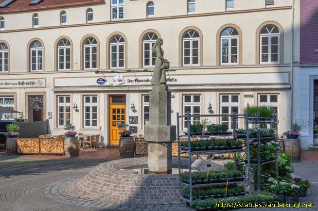 Melle /  Partnerschaftsbrunnen - St. Petri-Brunnen