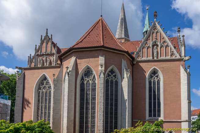 Braunschweig /  Kalvarie, Heiligen und Marienkrönung an der St. Katharinenkirche