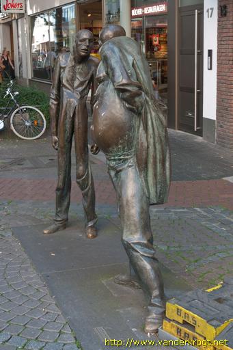 Düsseldorf /  Auseinandersetzung