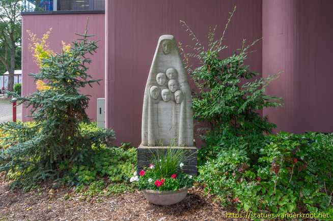 Herten /  Schutzmantelmadonna