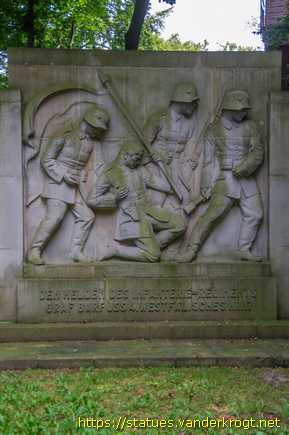 Gronau (Westf.) /  Barfuss-Denkmal