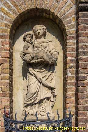 Kerpen /  Maria mit Kind