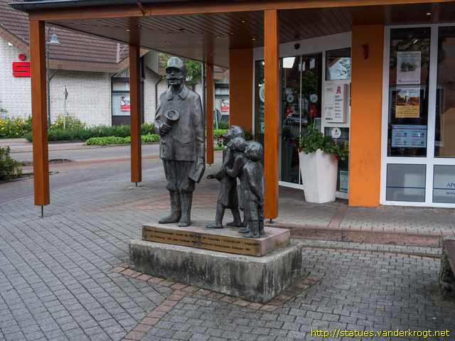 Schlangen /  Der Ausscheller
