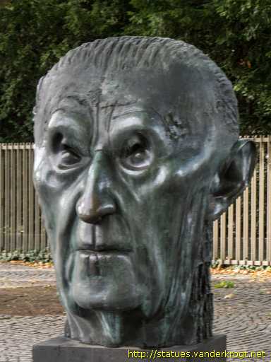 Bonn /  Konrad Adenauer-Denkmal