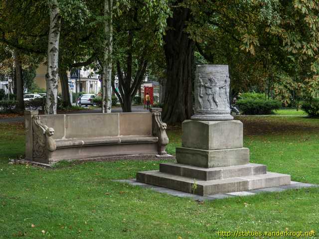 Bad Godesberg /  Probussäule