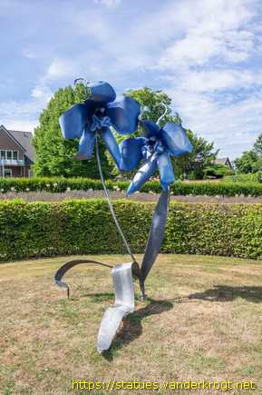 Rees /  Delfinium ferro