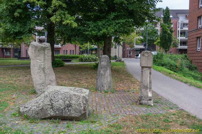 Gladbeck /  Steinzeitsteine