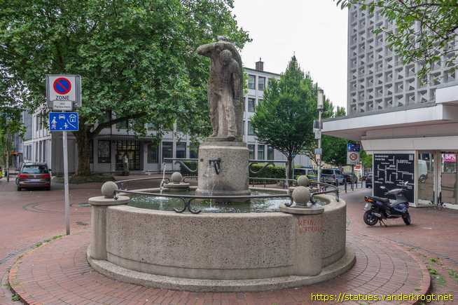 Witten /  Sackträger-Brunnen