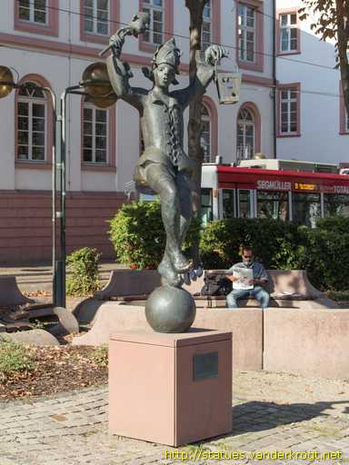 Mainz /  Bajazz mit Laterne