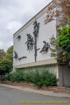 Halberstadt /  Figürliche Außenwandgestaltung