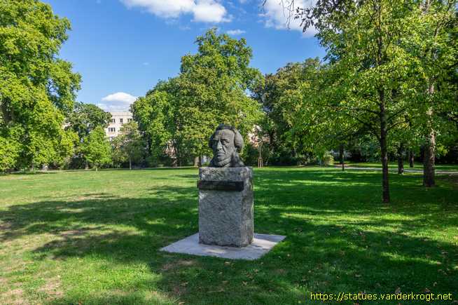 Dessau /  Moses Mendelssohn