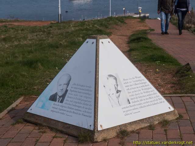 Helgoland /  Werner-Heisenberg-Denkmal