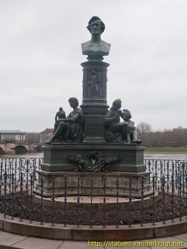 Dresden /  Ernst Rietscheldenkmal