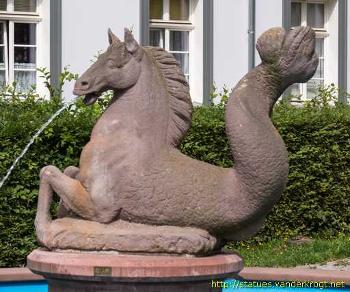 Nordhausen /  Meerpferdbrunnen