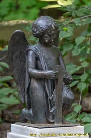 Eisenach /  Grabdenkmal Dorothea Grimm