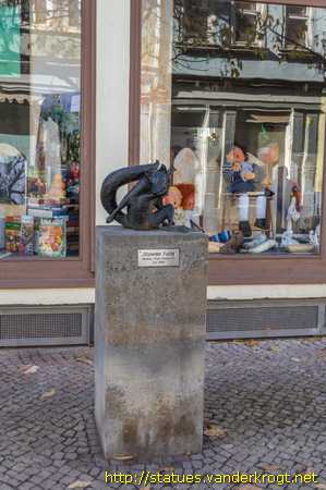 Arnstadt /  Sitzender Fuchs