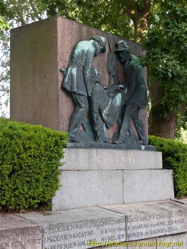 Fredericia /  Krigergraven på Trinitatis Kirkegård