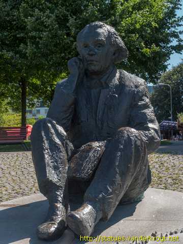 Tallinn /  Gustav Ernesaks