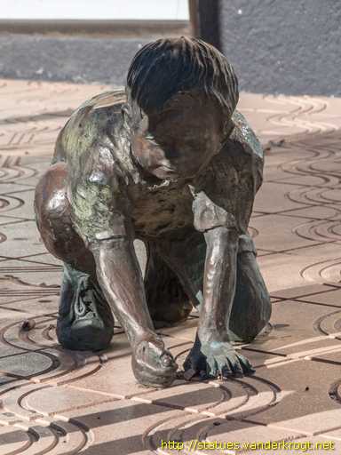 Cruce de Arinaga /  Niños jugando canicas