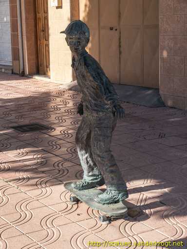 Cruce de Arinaga /  Niño con sancheski