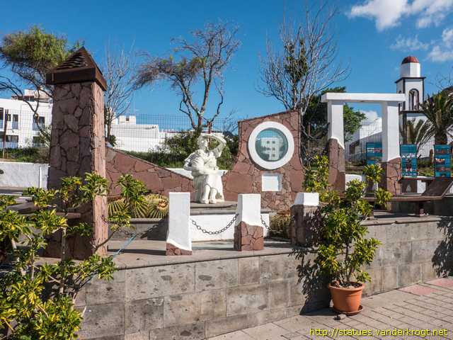 Puerto de las Nieves /  Homenaje al Marinero